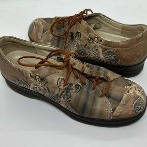 Icon Wearable Art Shoes Zebra Print Leather Low Top Sneakers Size 8